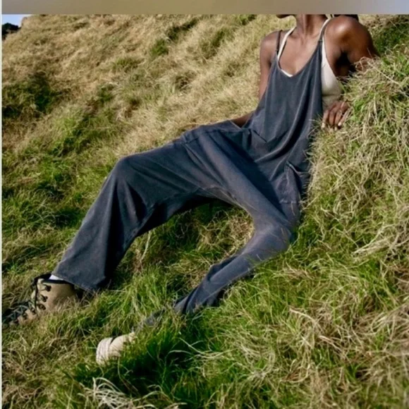 NWOT FREE PEOPLE MOVEMENT HOT SHOT ONESIE - Picture 2 of 6